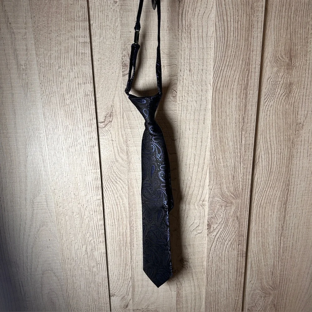 Elegant Black Paisley Necktie